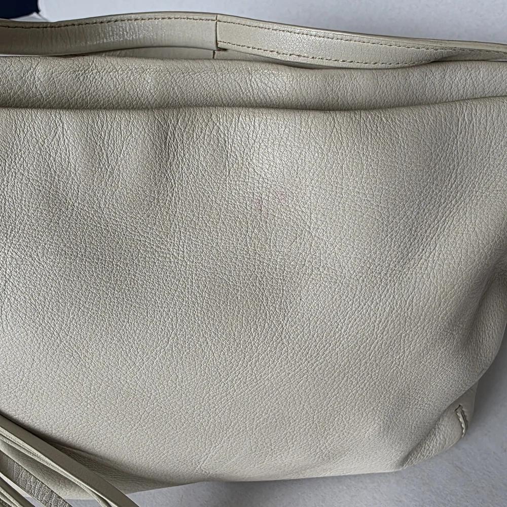 COACH Pebbled Leather Shoulder Bag with Tassel Charm Cream Color - Picture 4 of 7